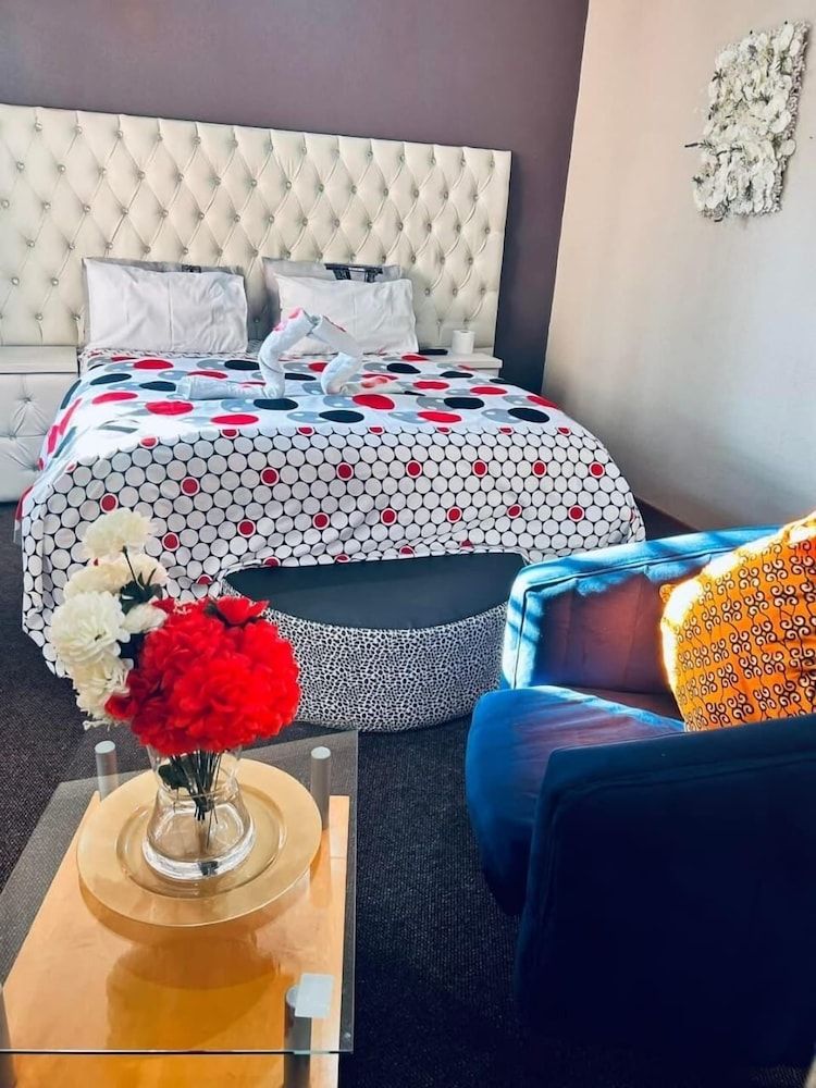 Bartis Home Classic Room, Balcony, Garden View 4