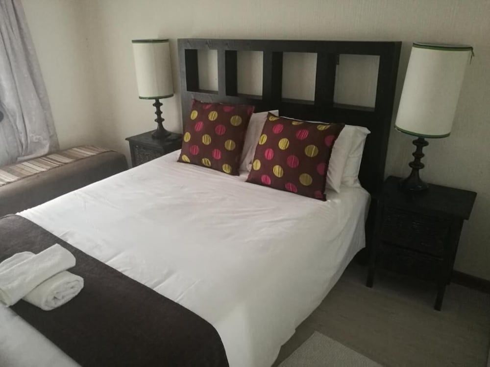 CORGI GUESTHOUSE Double or Twin Room 2