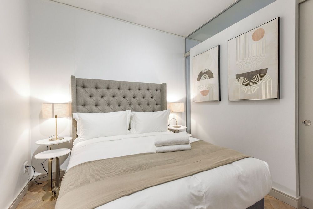 Easy Stay - One Rosebank Basic Apartment, Balcony 2