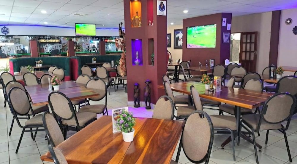 Nikita Motel Basic Double Room, Patio, Mountain View 3