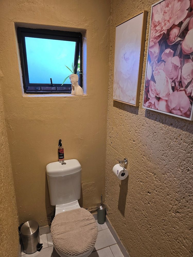 Flower Lane Guesthouse Business Suite, 1 Double Bed, Garden View 22