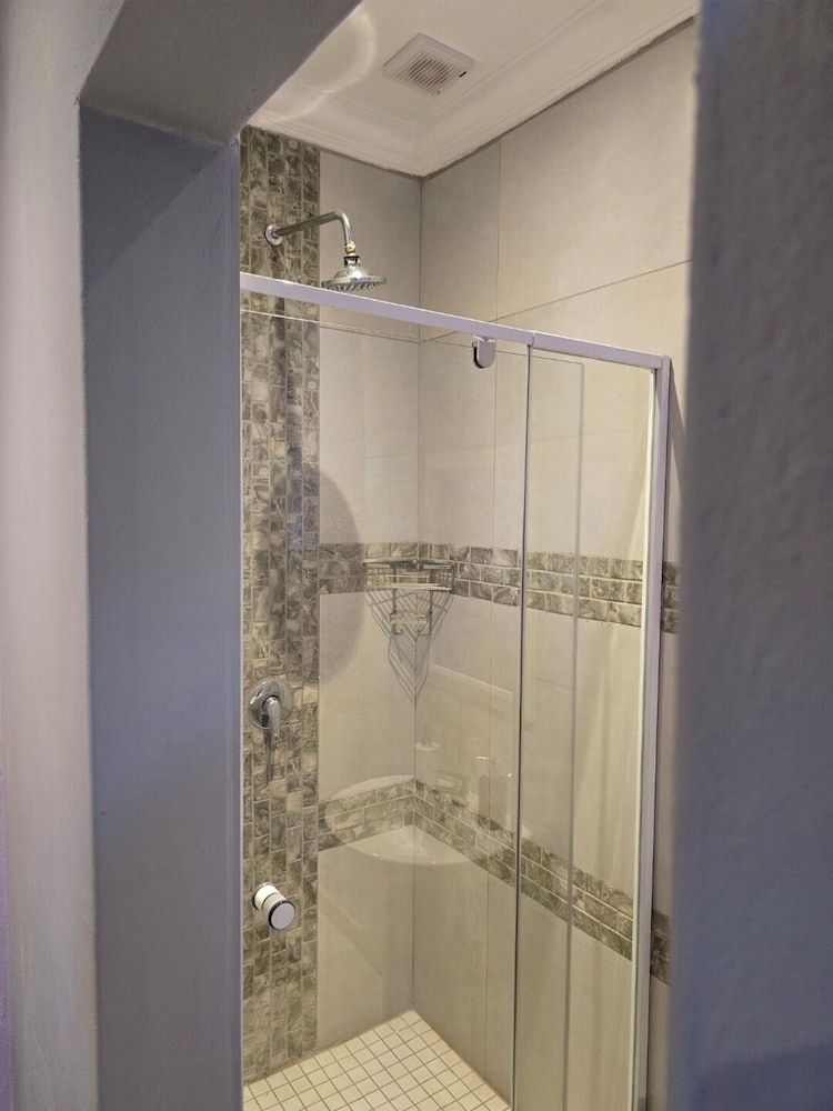 Flower Lane Guesthouse Business Suite, 1 Double Bed, Garden View 25