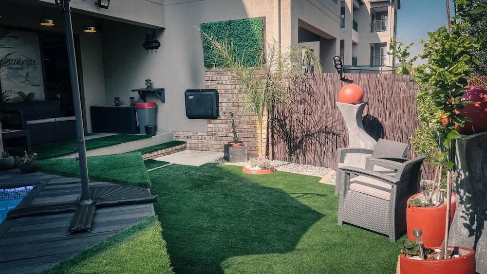 Luxurious Self-catering Apartment in Benoni With Private Entrance Apartment, 2 Bedrooms, Accessible, Smoking 45