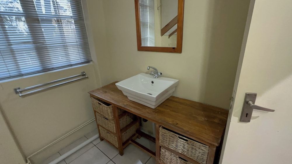 Brookyard Guest House Deluxe Loft 8