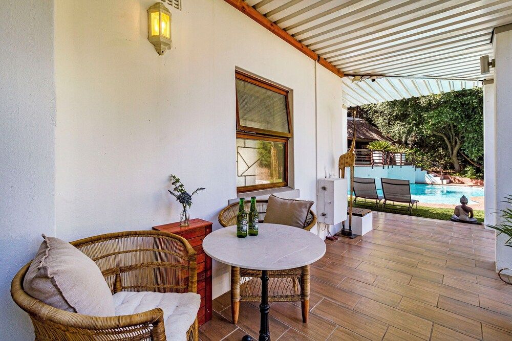 Villa Helderberg Comfort Double Room, 1 Queen Bed, Garden View 8