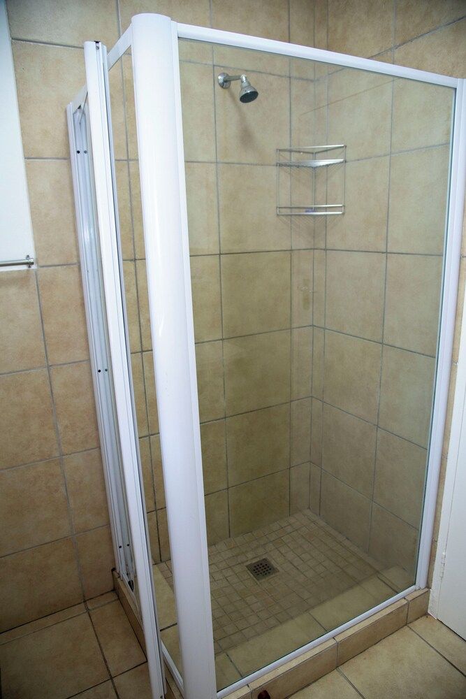 Pine Lodge George Basic Chalet, Garden View 7