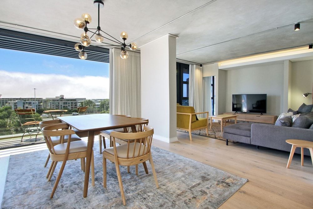 Apartment, Balcony, City View