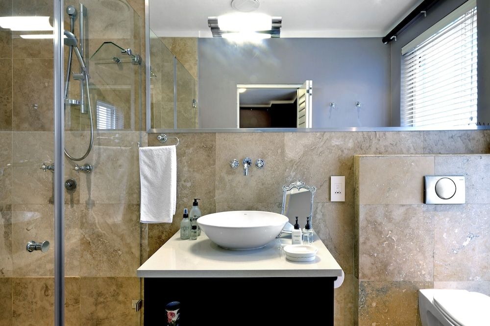 Le Petit Bijou Boutique Apartments Executive Apartment, 2 Bedrooms, Non Smoking, Mountain View 10