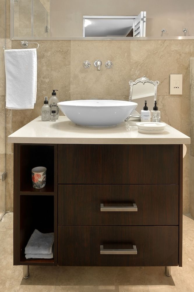 Le Petit Bijou Boutique Apartments Executive Apartment, 2 Bedrooms, Non Smoking, Mountain View 9