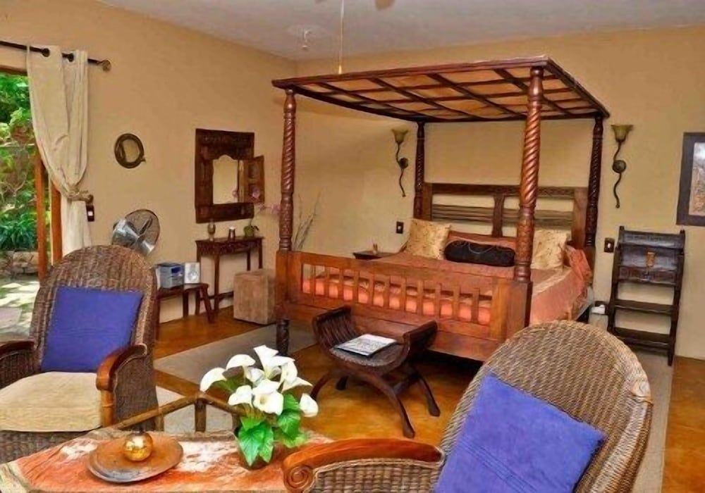 Lombok Suite (6)