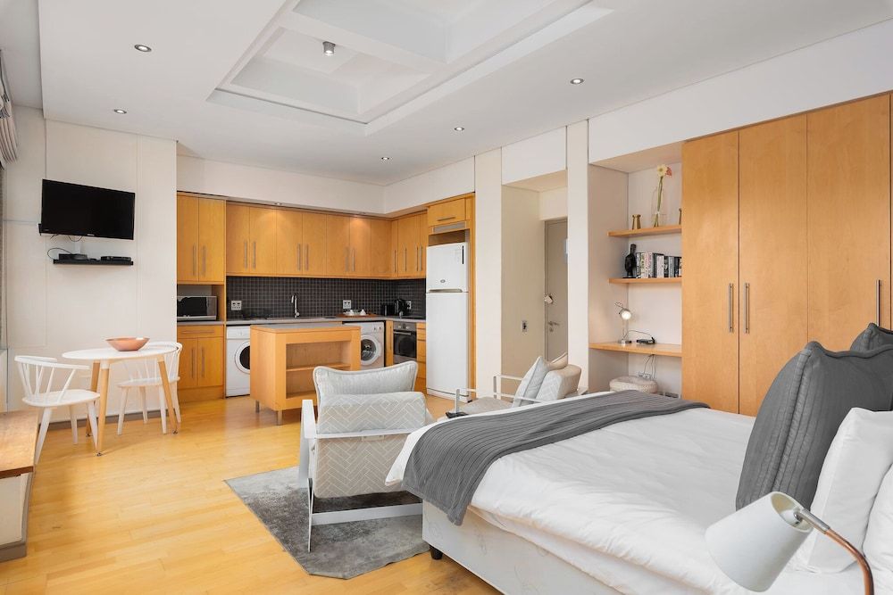 Executive Apartment, Balcony, City View
