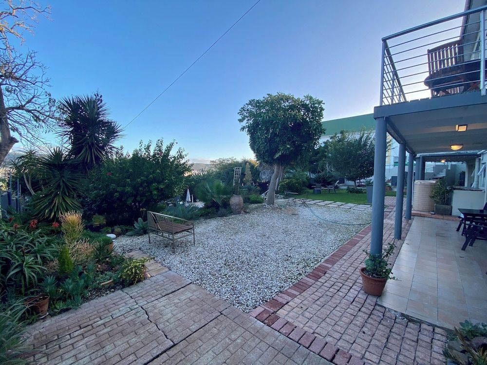 Aestas Bed & Breakfast Standard Double Room, Ensuite, Garden Area 4