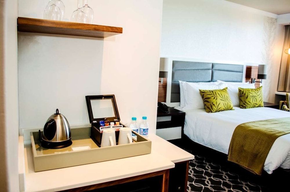 Riverside Sun Standard Room 2