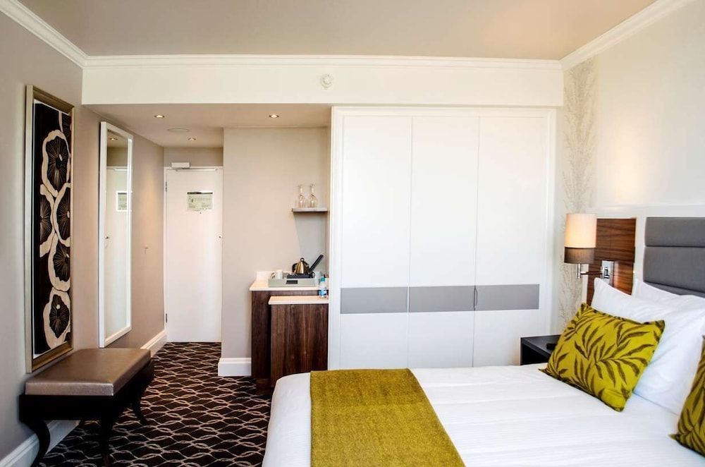 Riverside Sun Standard Room 3