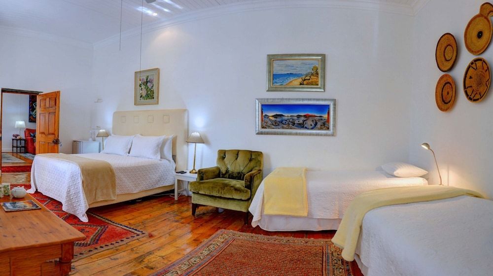 81 on Church Family Quadruple Room