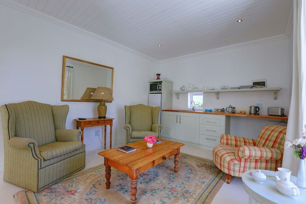 81 on Church Deluxe Cottage 10