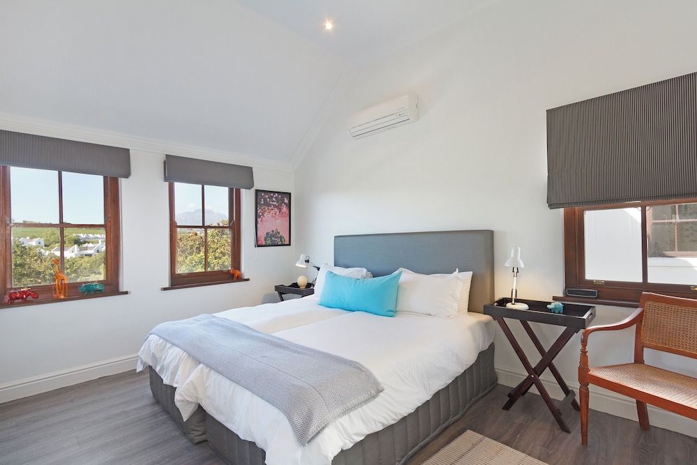 Deluxe House, 4 Bedrooms, Air conditioning, Garden View