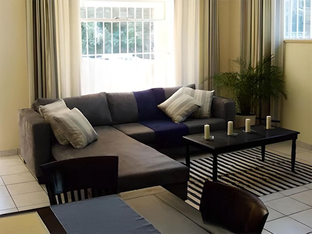 Apartment (Private Garden Self Catering )