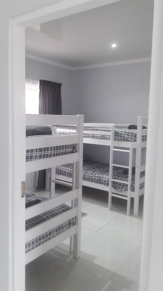 Little Sister's Self Catering