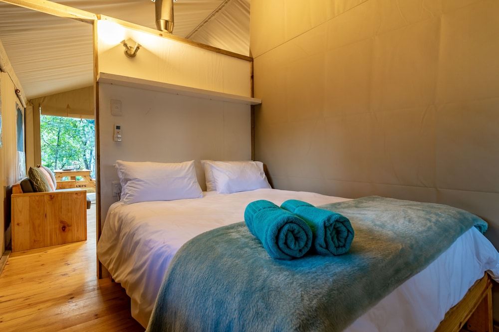 Luxury Tent, 2 Bedrooms