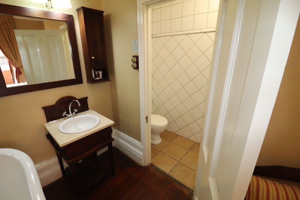 The Kimberley Club Guesthouse Standard Room 3