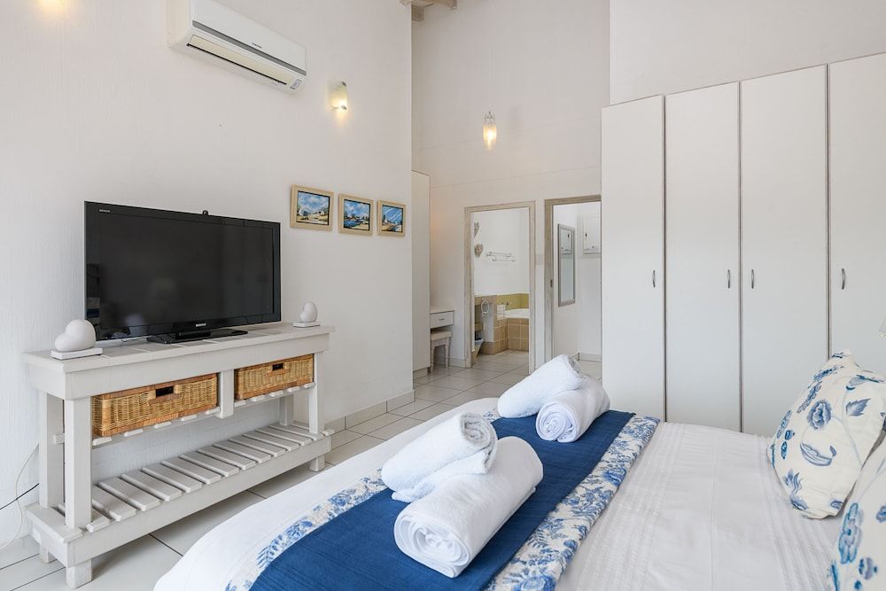 Superior Villa, Multiple Beds, Non Smoking