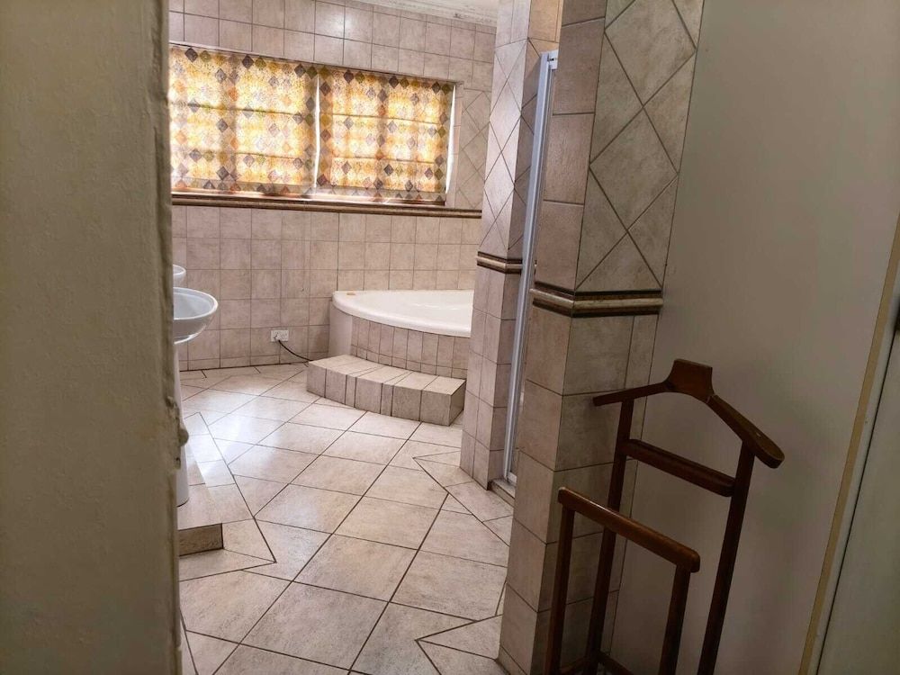 Brooklyn Guesthouses Deluxe Room 9