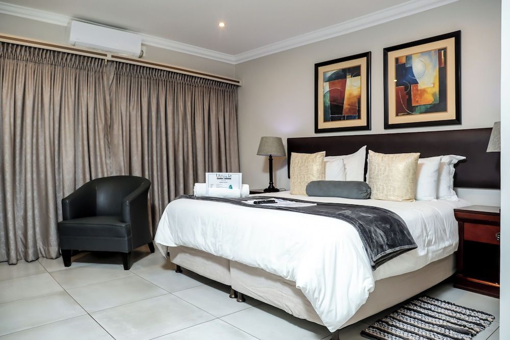 Uitzicht Guest house Luxury Suite 15