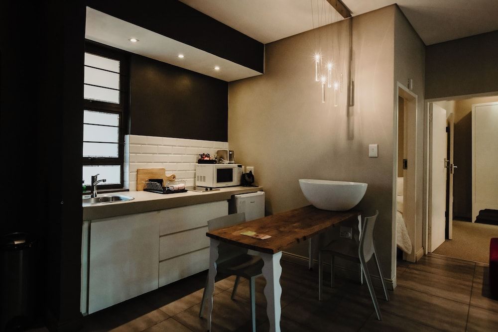 Alpine Attitude Boutique Hotel & Conference Venue Executive Apartment, 2 Bedrooms 3