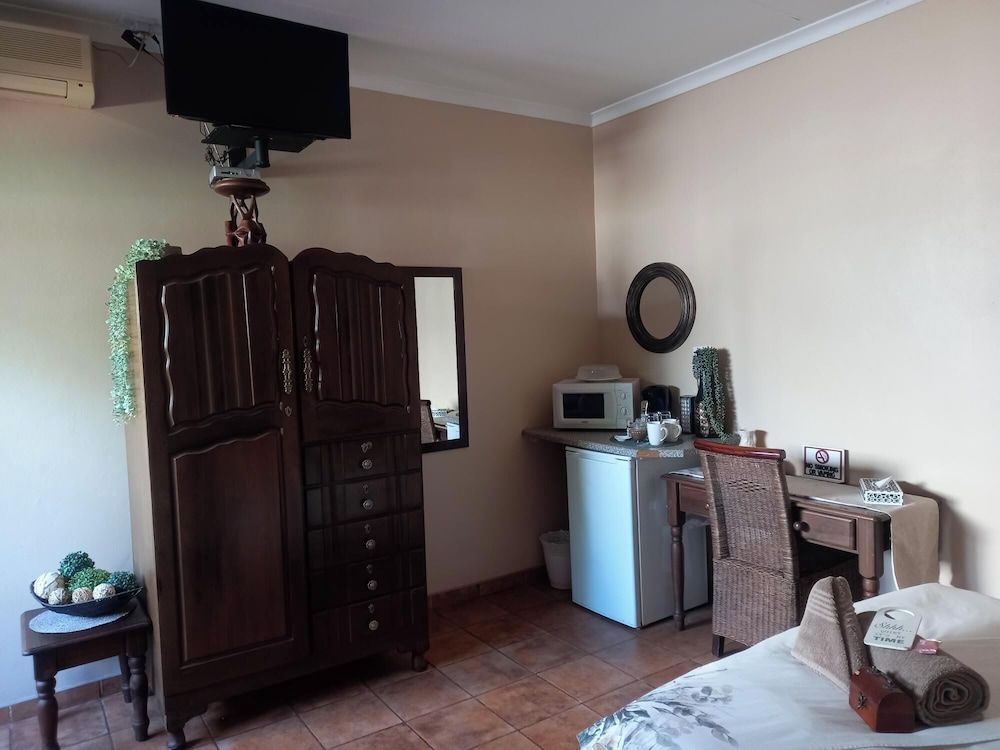 Acacia Guesthouse Standard Double Room