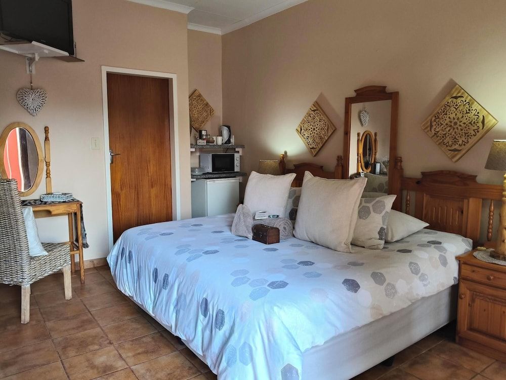 Acacia Guesthouse Standard Twin Room