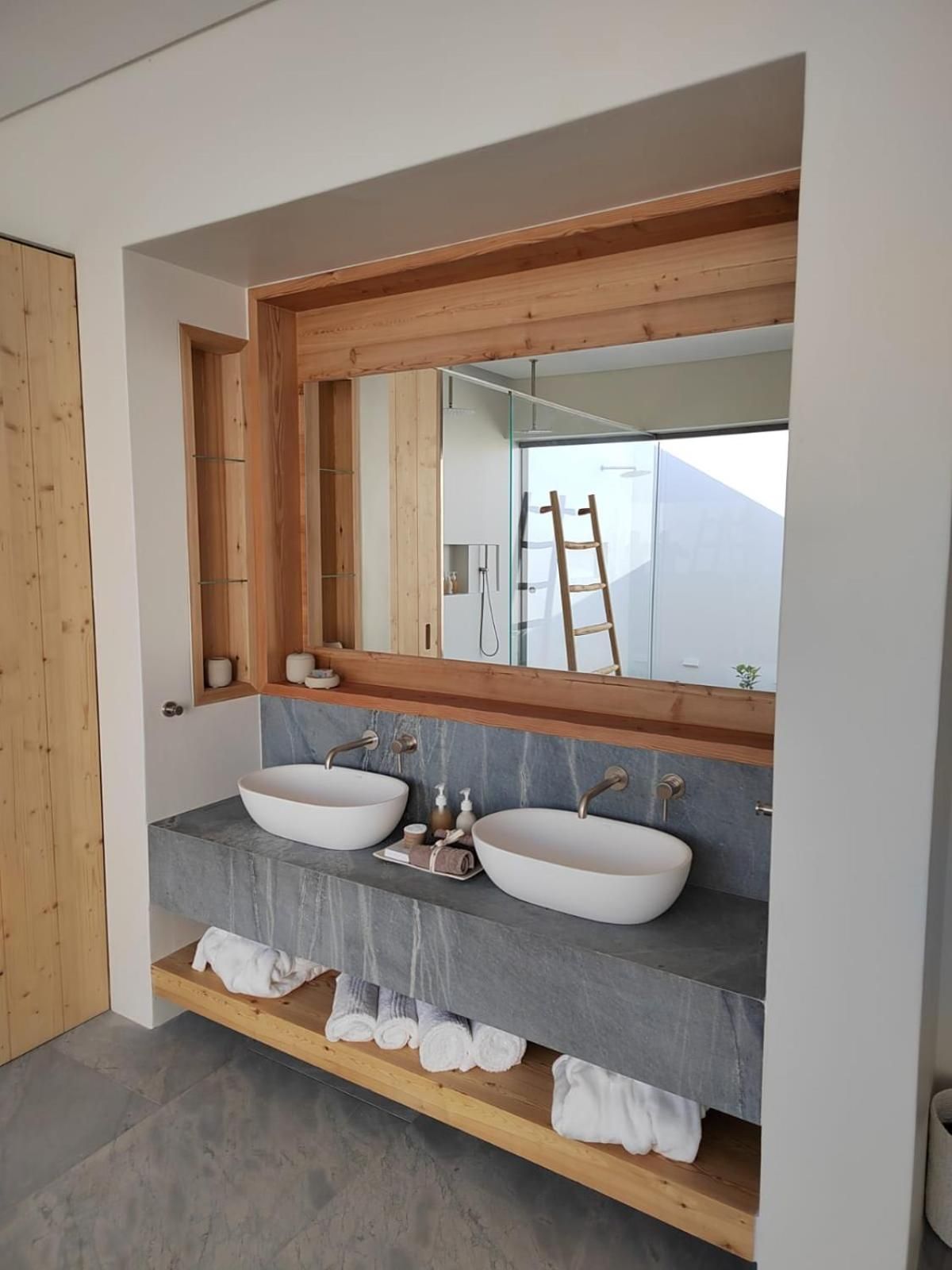 King Suite with Ocean View