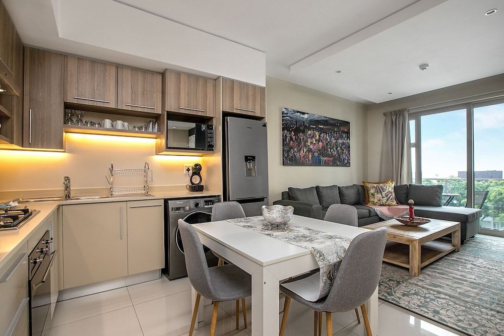 The Tyrwhitt Unit 308 Grand Apartment 6