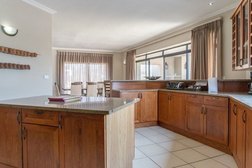 Villa 74 - sleeps 12