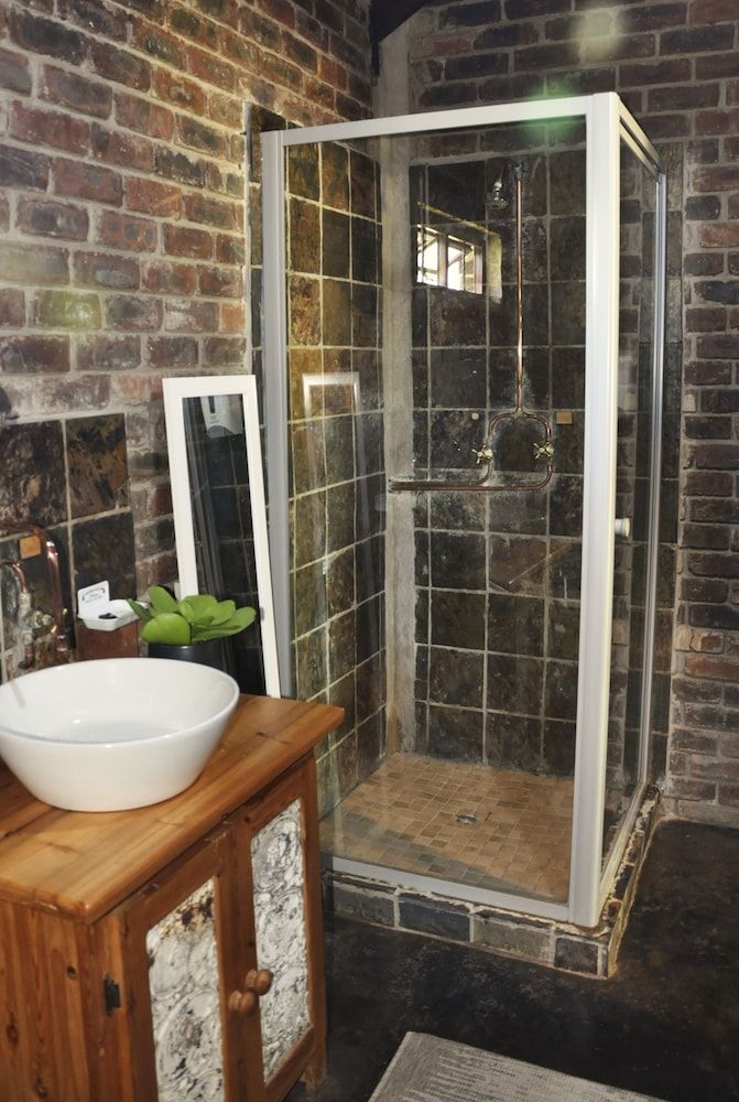 Grincourt Basic Room 25