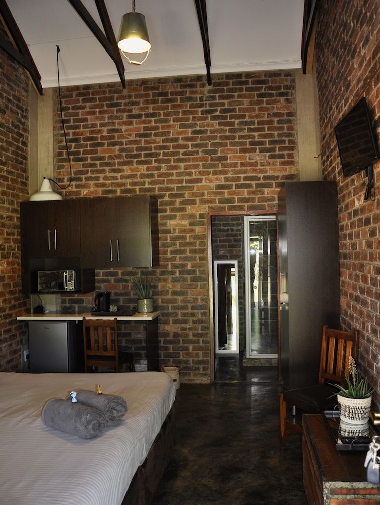 Grincourt Basic Room 26