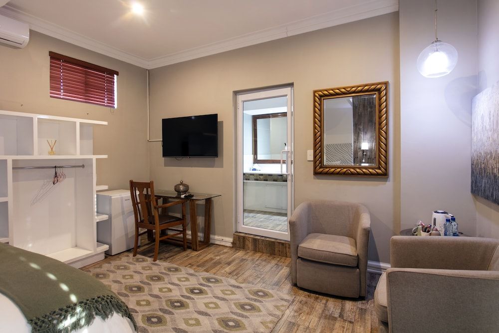 Rosewood Country Lodge Standard Room 2