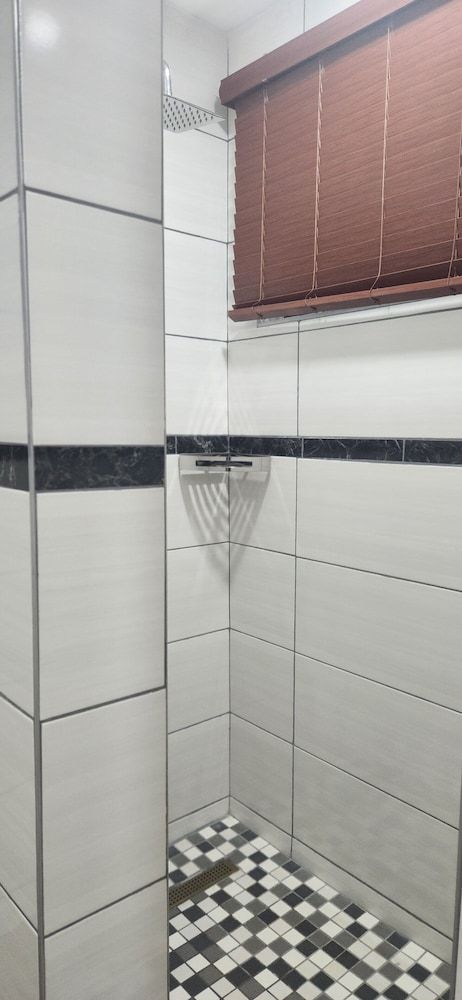 Rosewood Country Lodge Executive Room 16