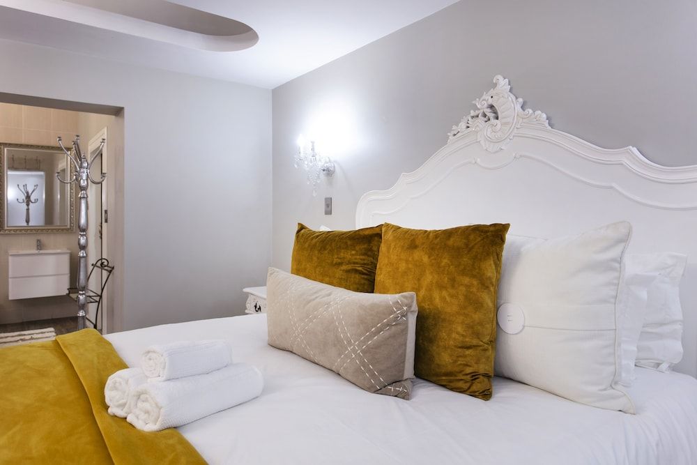 Rosewood Country Lodge Executive Suite 6