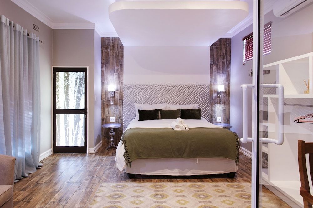 Rosewood Country Lodge Standard Room 3