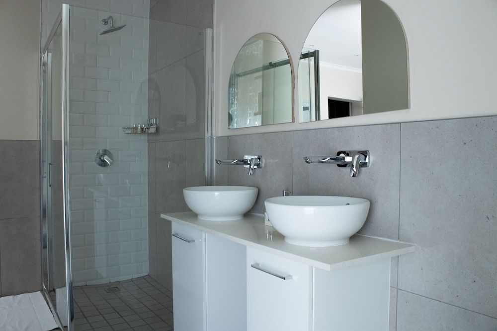 1945 On Kloof Guesthouse Superior Room 7