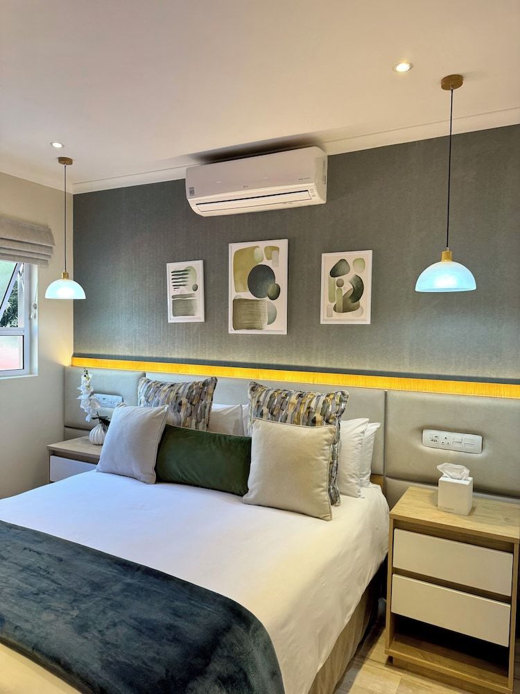 1945 On Kloof Guesthouse