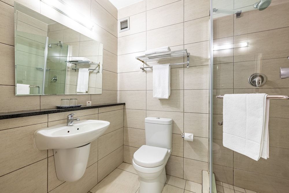 African Sky Hotels - Ermelo Inn Twin Room 6