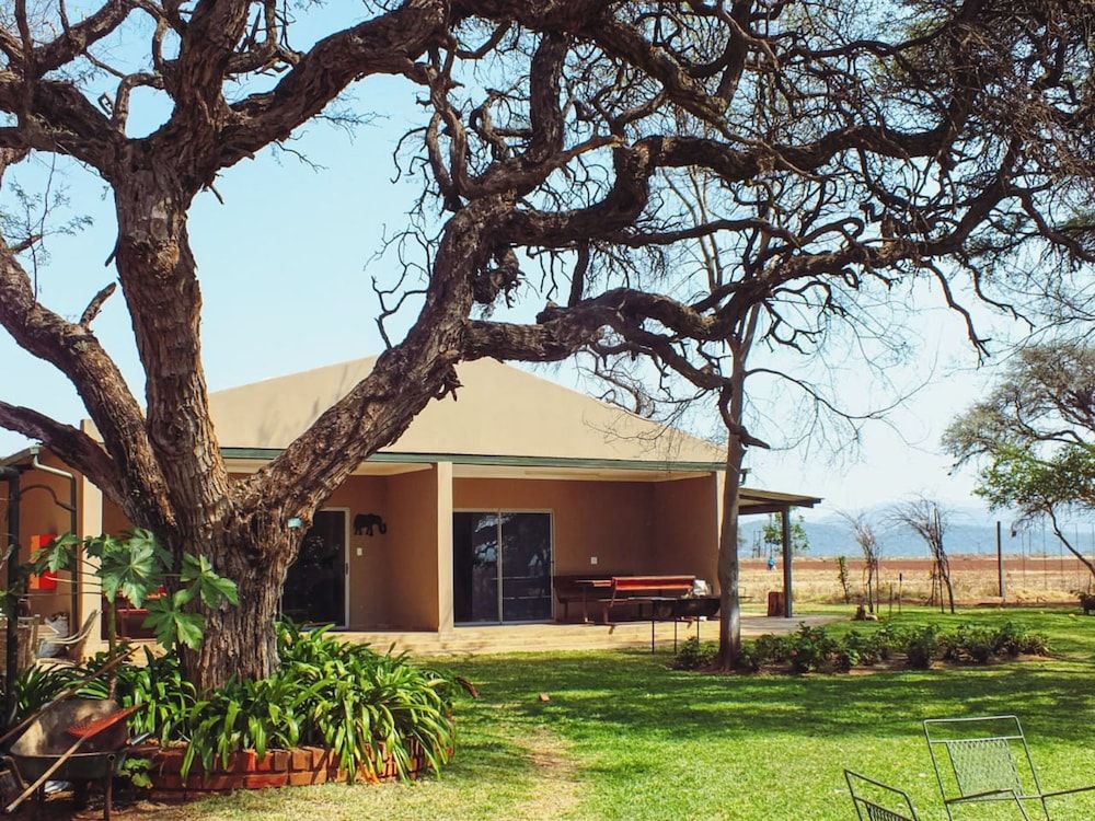 White Silo Accommodation Double Room (Rhino) 15