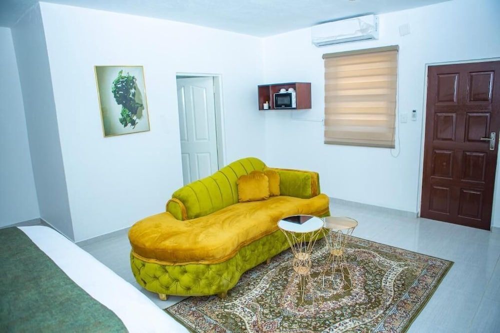 Comfort Studio, 1 King Bed
