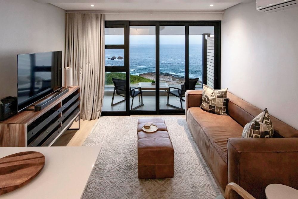 Esplanade Hermanus One Bed Sea View First Floor 202 4