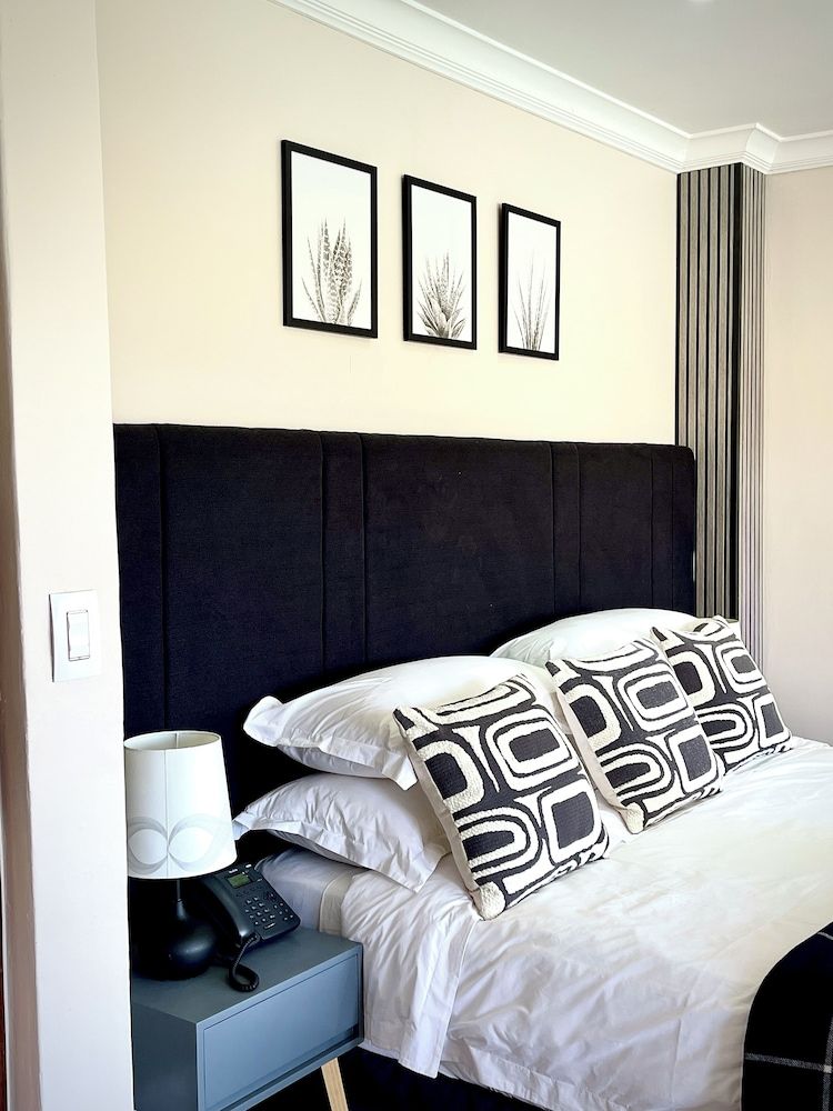 Villa Tasha Luxury suites Deluxe Double Room 3