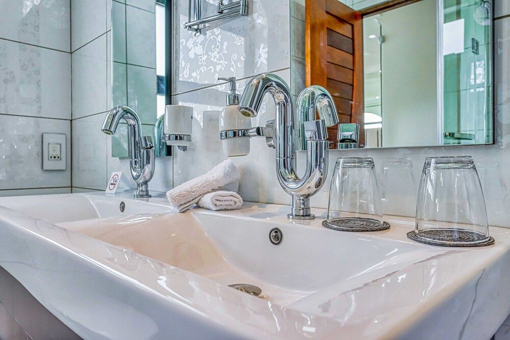 Villa Tasha Luxury suites Deluxe Twin Room 4