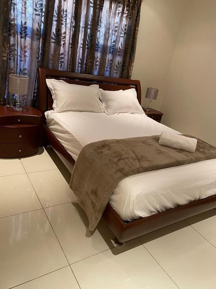 Hush Guest House Business Single Room 5