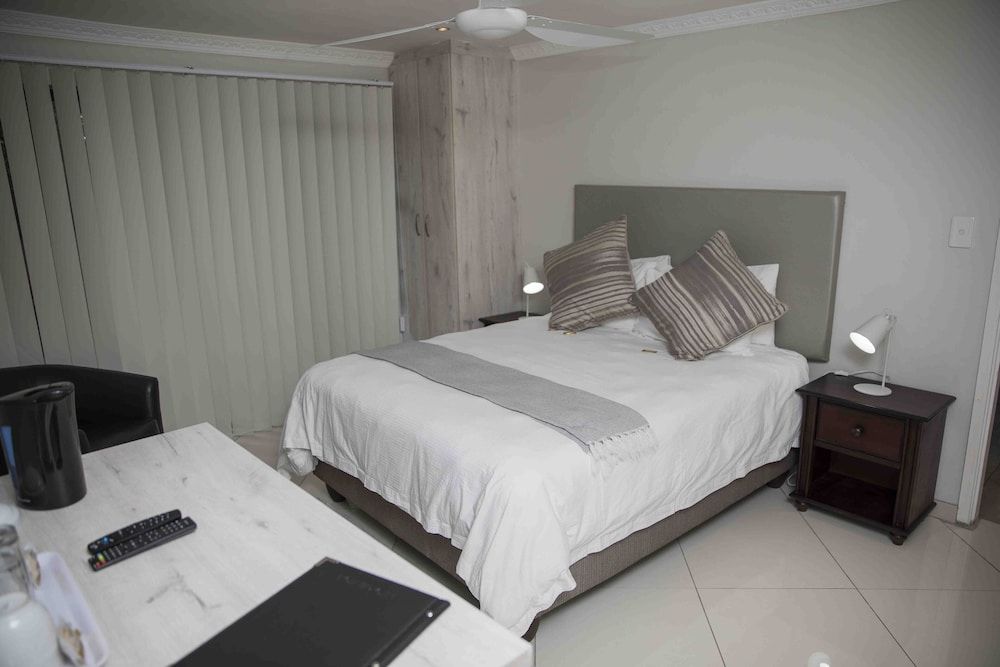 Palmwood Guest House Premium Room 2